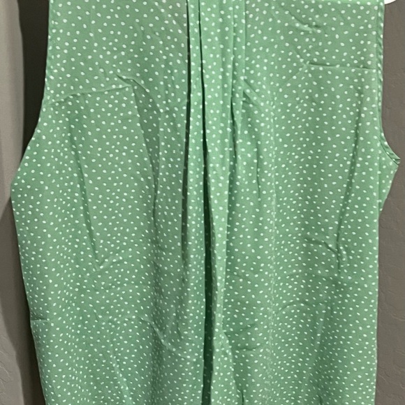 41 Hawthorn 2X sleeveless top - Picture 10 of 13